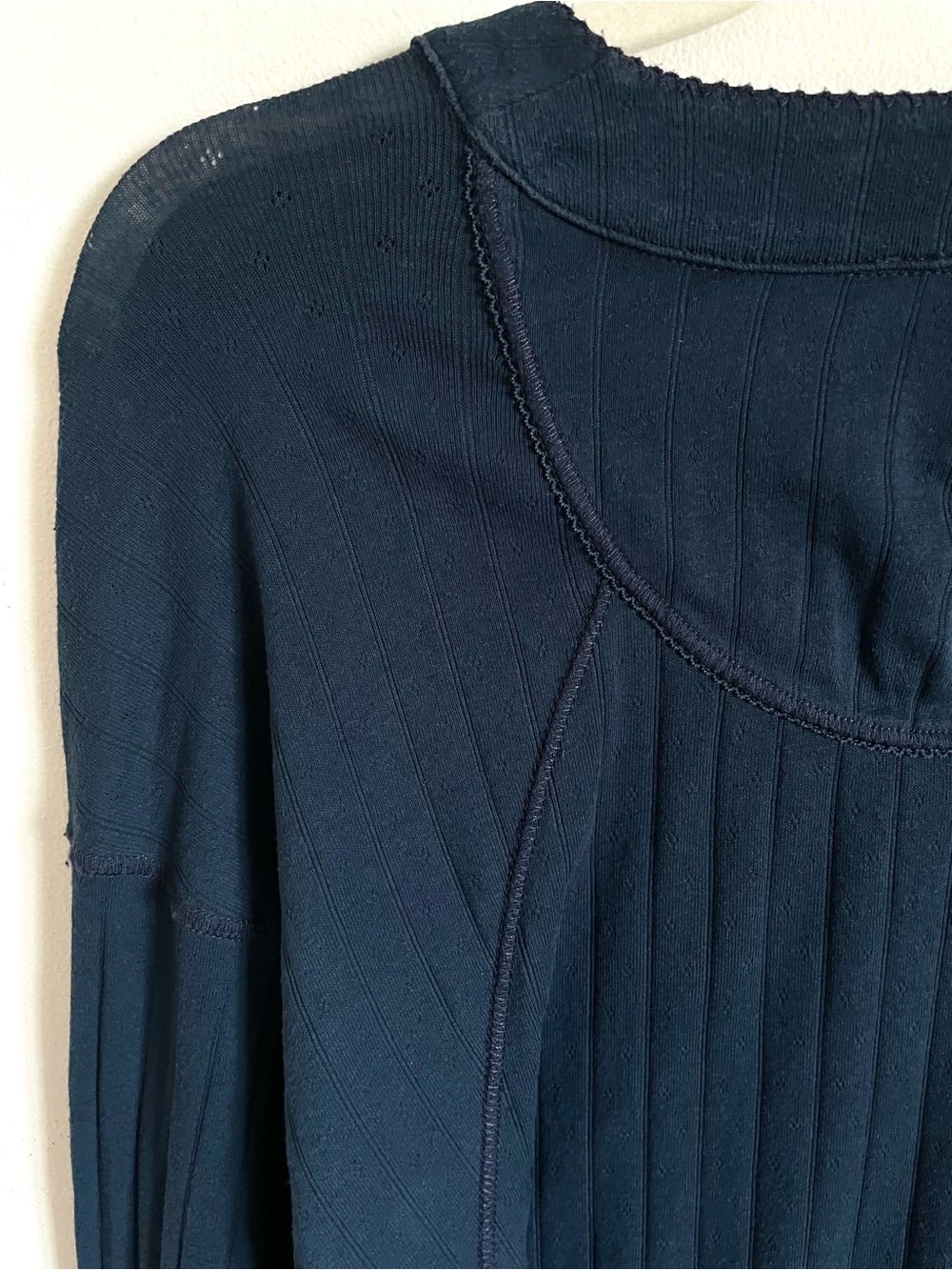 Free People Intimately Coffee Chat Pullover V-Neck Oversize in Blue XS NWT - Picture 11 of 15